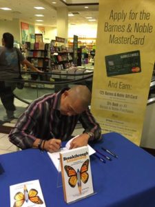 wei-at-barnes-and-noble-signing